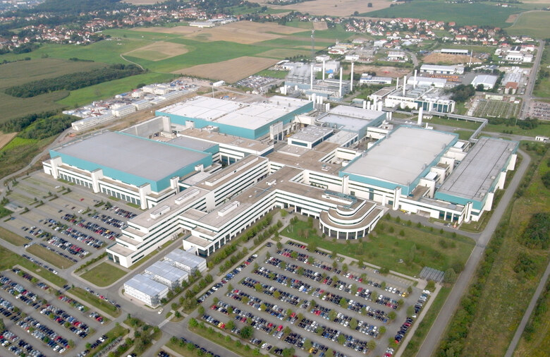 Luftbild auf die Fabrik von Globalfoundries.